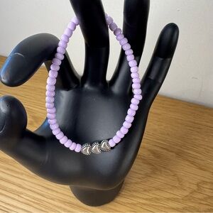 Glass Beaded Elastic Bracelet Lilac Metal Antique Silver Plated Hearts
